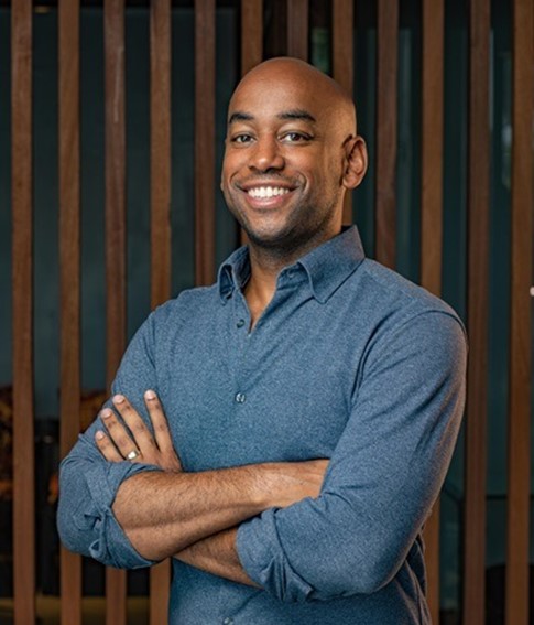 Jehiel Oliver: Founder & CEO at Hello Tractor Inc.